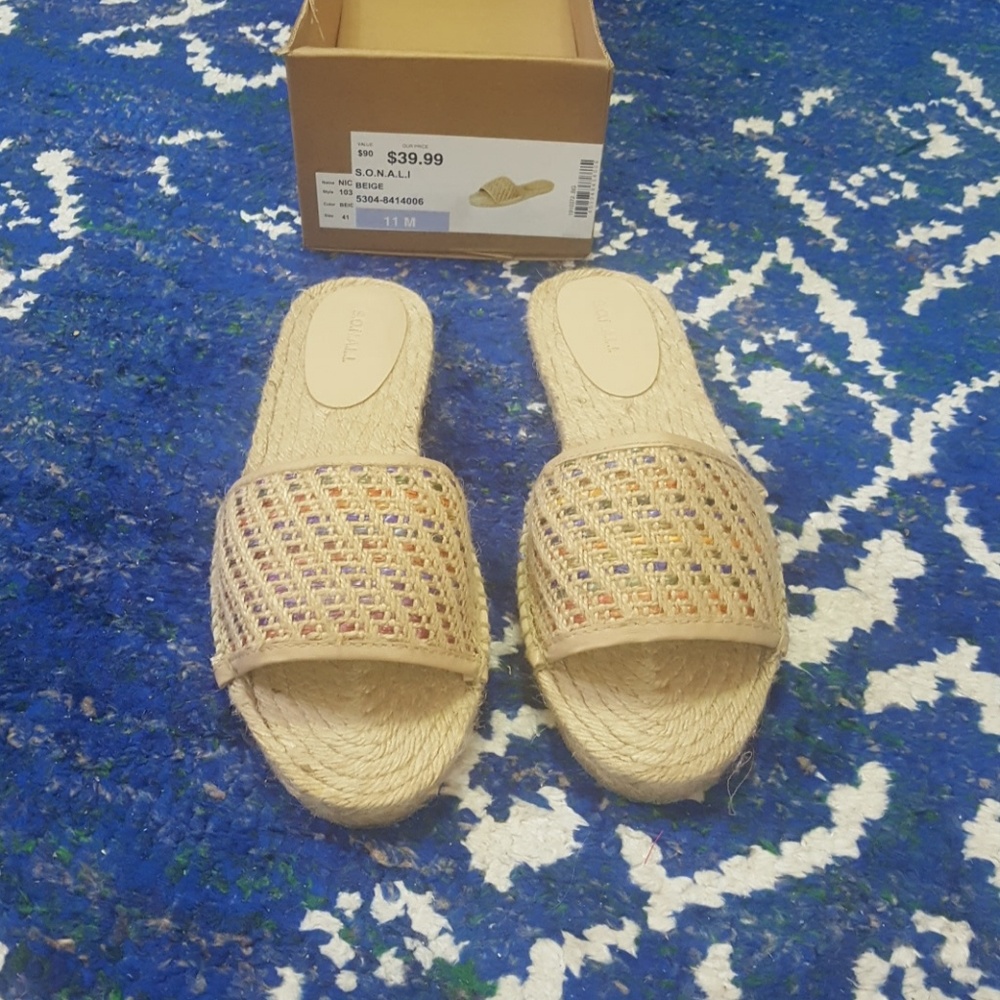 New S.O.N.A.L.I Sandals Beige